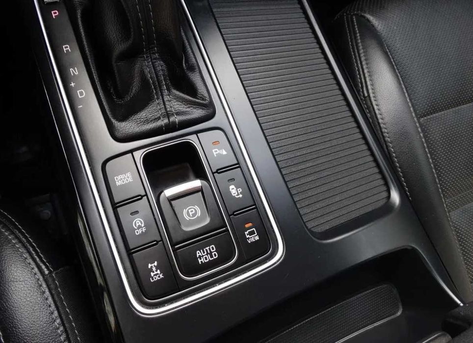 Автомобіль з Європи 4X4  Kia Sorento 2017  2.2