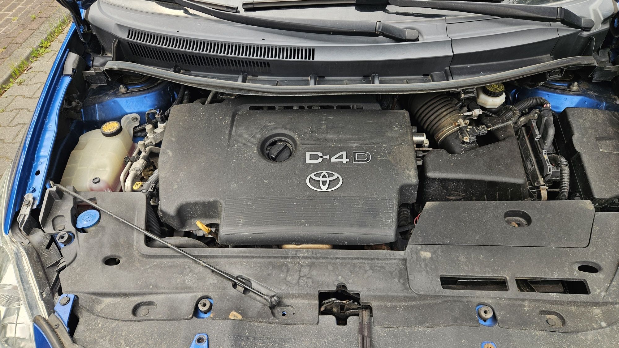 10r śliczna zadbana TOYOTA AURIS 2.0D4D 125KM od starszego Pana
