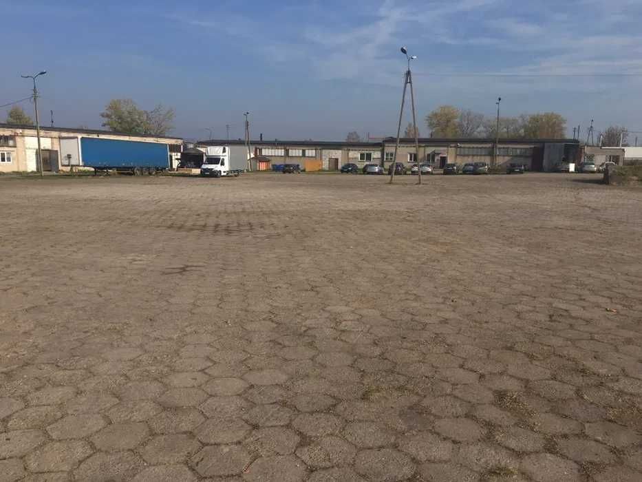 Parking TIR, plac, współpraca