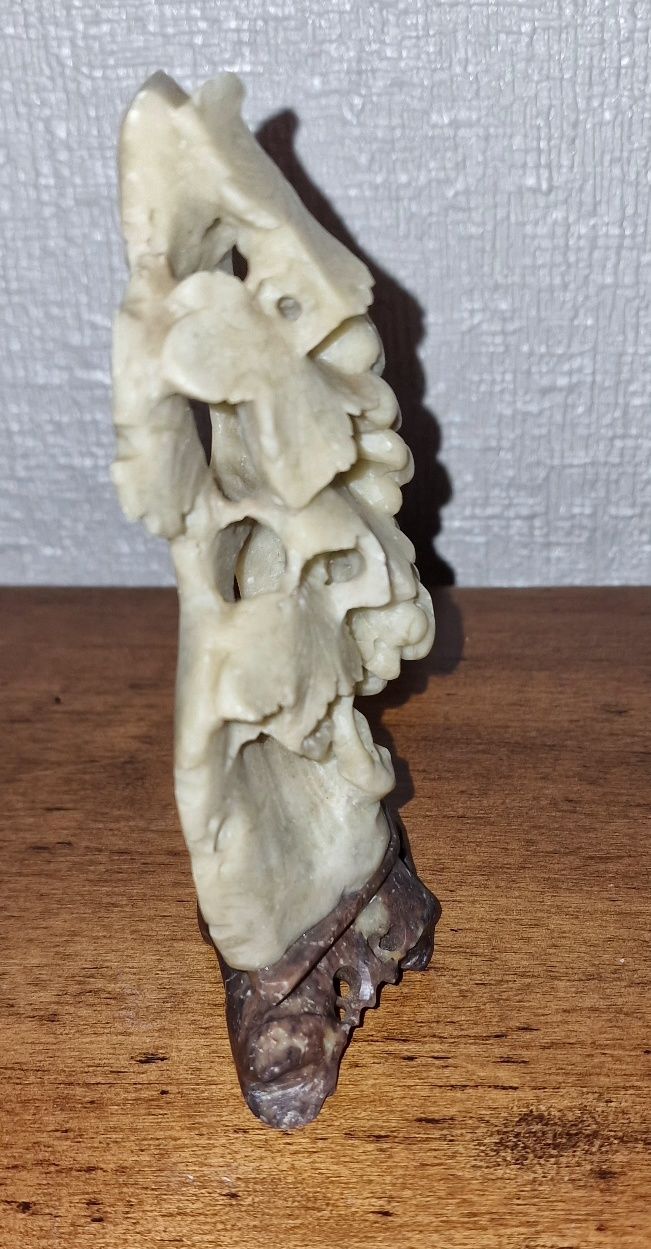 Escultura de Videira esculpida em Pedra Sabão Vintage China Handmade