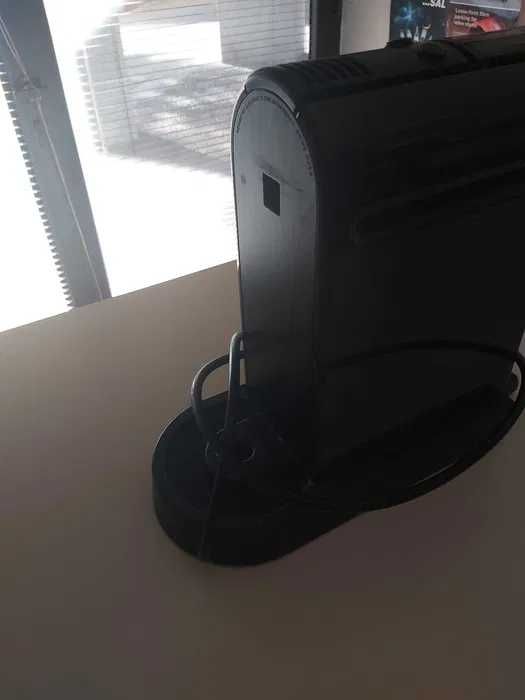 Máquina de café Nespresso Krups a funcionar perfeitamente