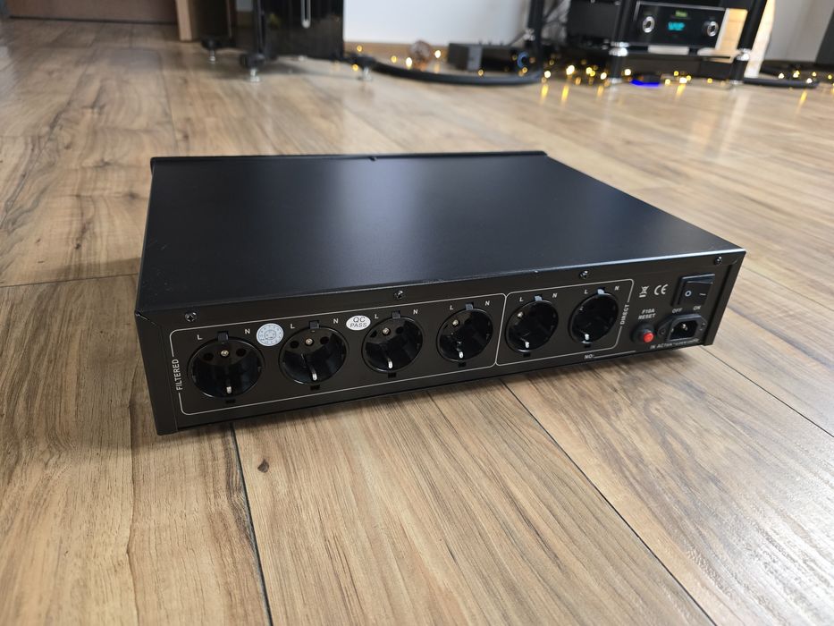 Dynavox X7000 kondycjoner sieciowy