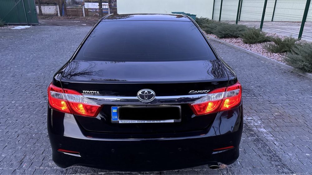 Toyota Camry 50 2.5 LUX