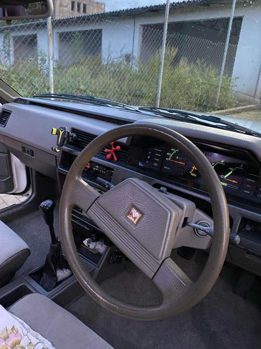 Продам Nissan BLUEBIRD