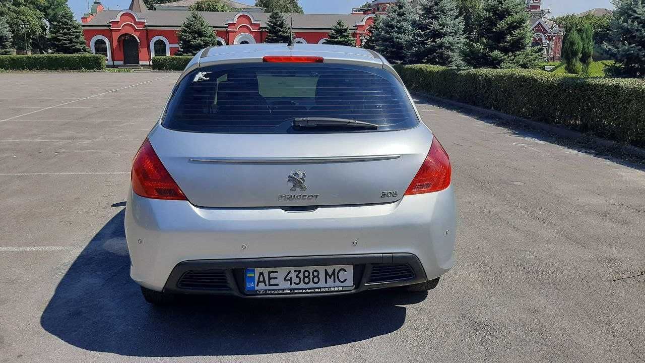 PEUGEOT 308 2011