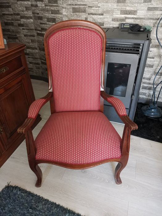 Cadeirão em excelente estado de conservação