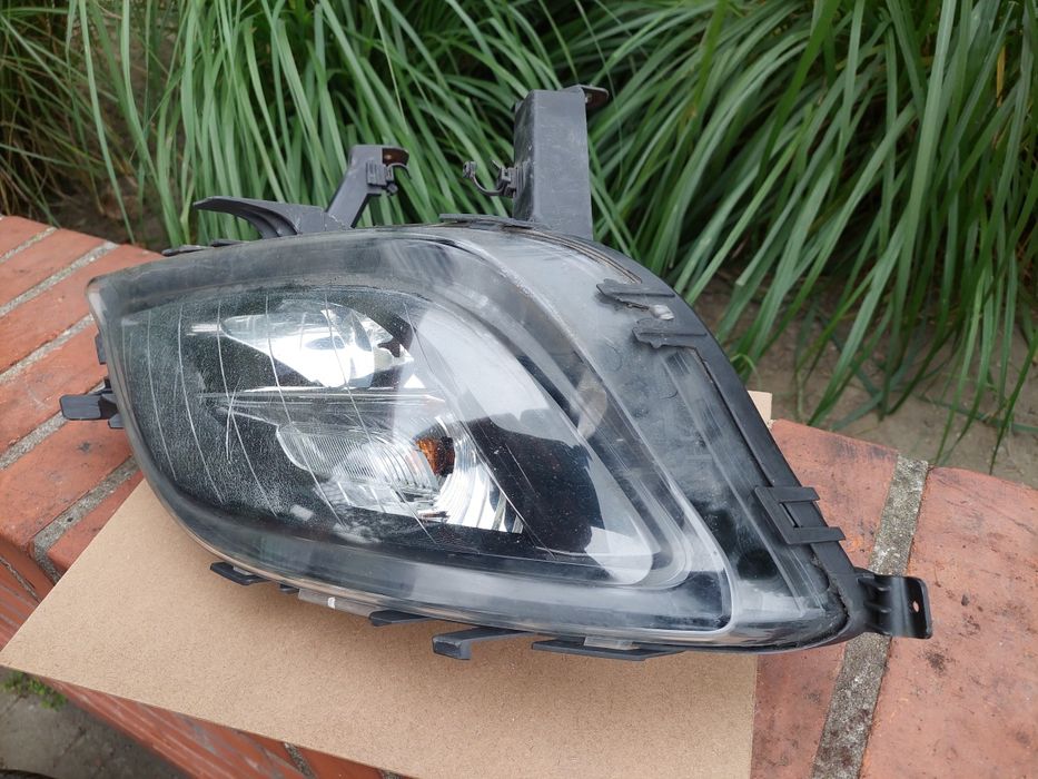 Halogen Przód Prawy Opel Astra J lV kombi 2011rok 13/293/623 R