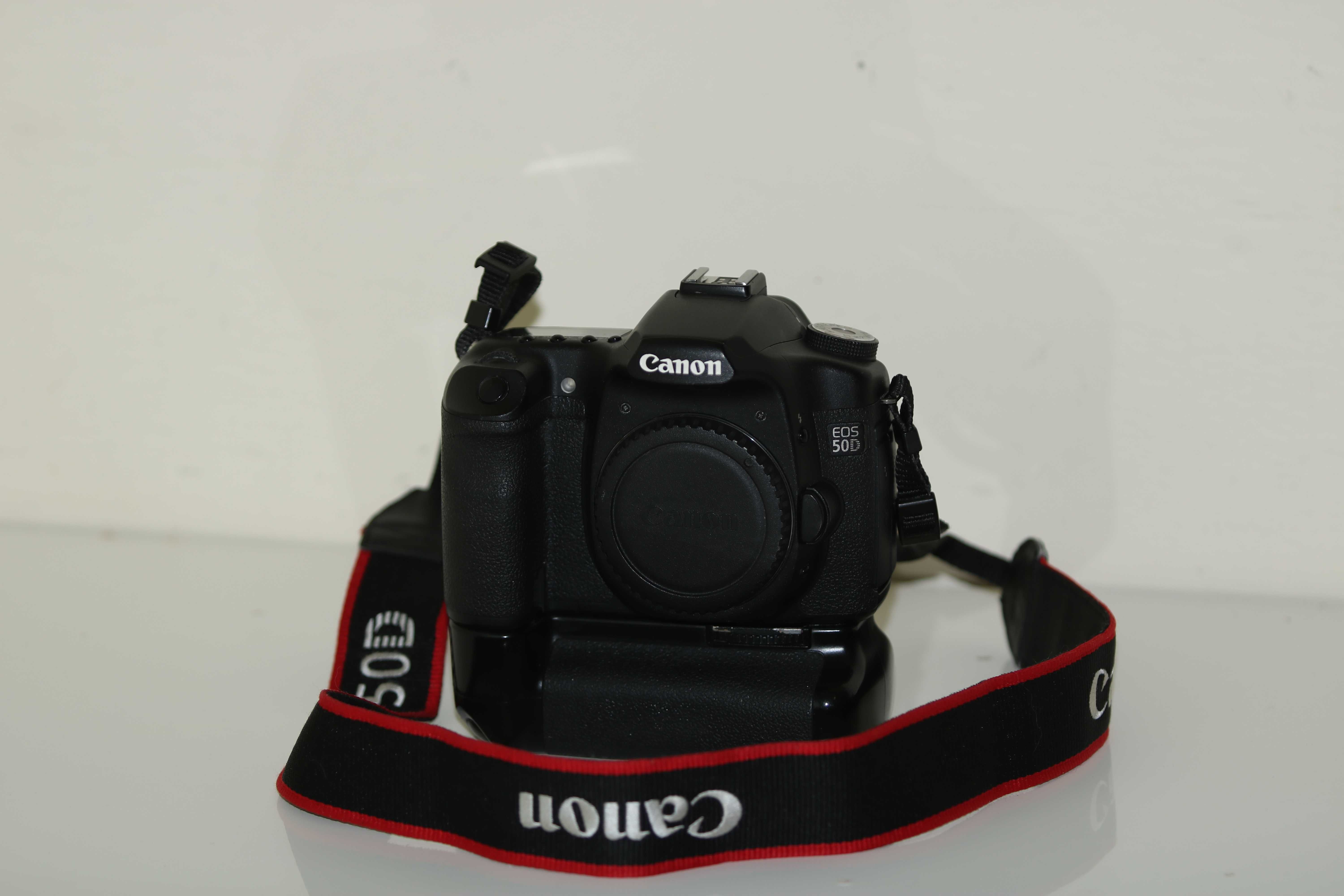 Canon EOS 50D (Como Nova)