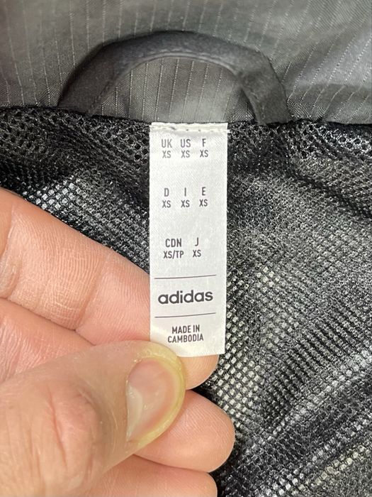 Adidas Leeds кофта ветровка XS-S размер футбольная черная оригинал