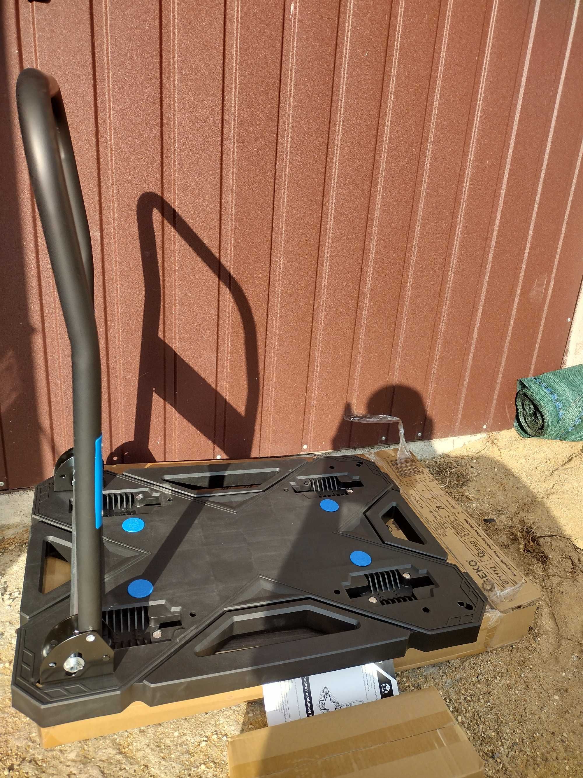 Wózek magazynowy platformowy 150 kg