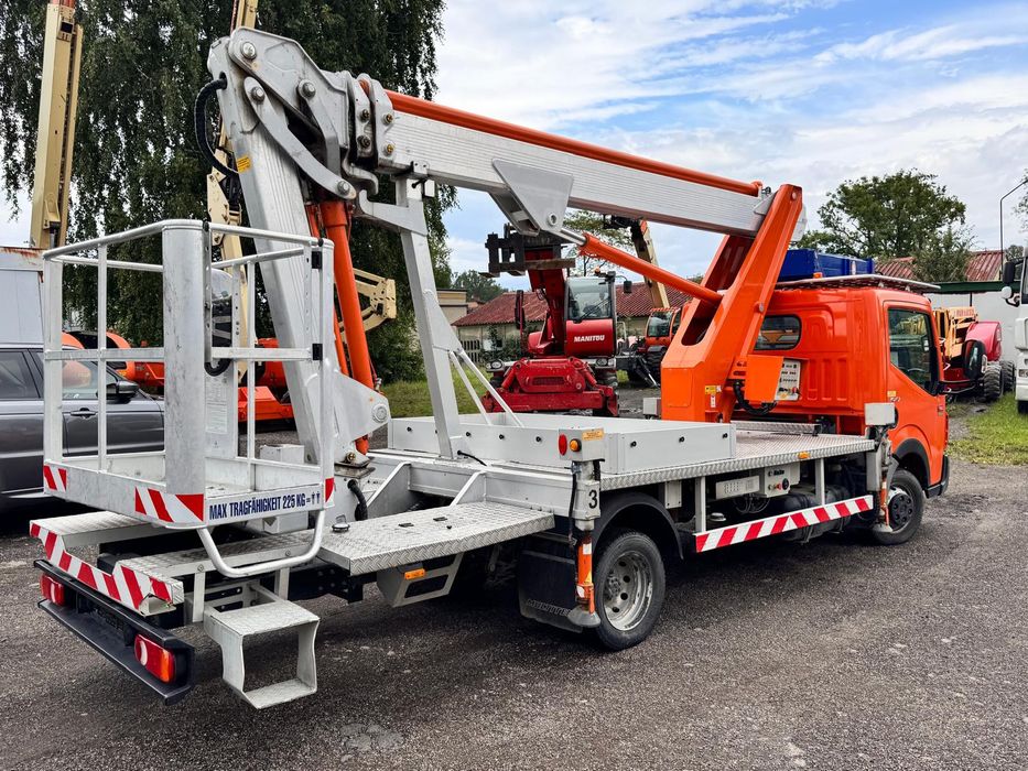 Wynajem podnośnika koszowego zwyżka usługi podnośnikiem