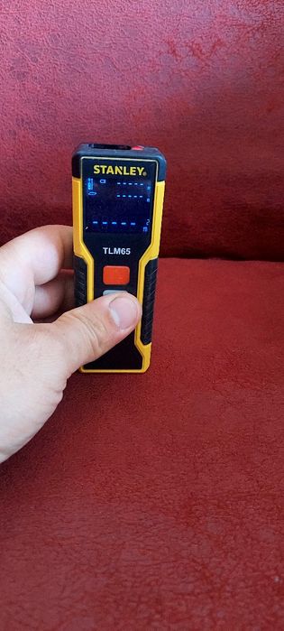 Лазерний далекомір Stanley TLM 65 (STHT1-77032)