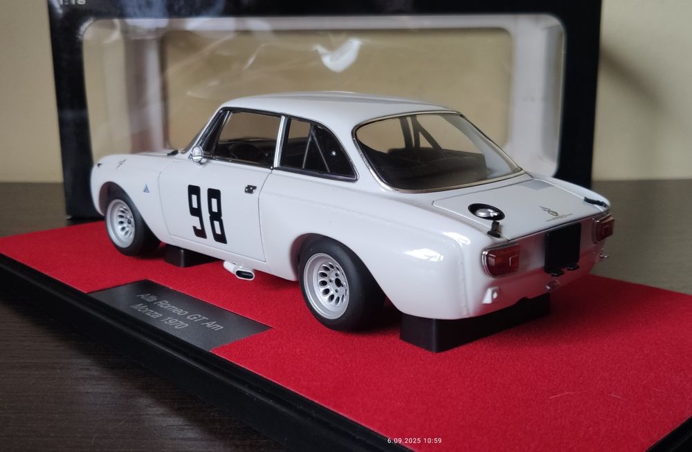 Alfa Romeo Giulia GTAm Monza 1970 rok 1:18 Auto Art
