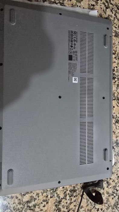 Computador Portátil Lenovo IdeaPad 3 15IIL05