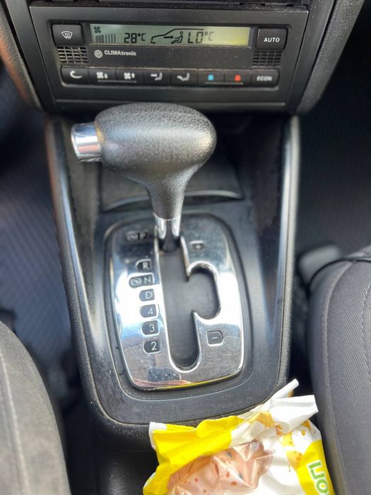 Volkswagen Golf 1.9tdi 2003 Automat