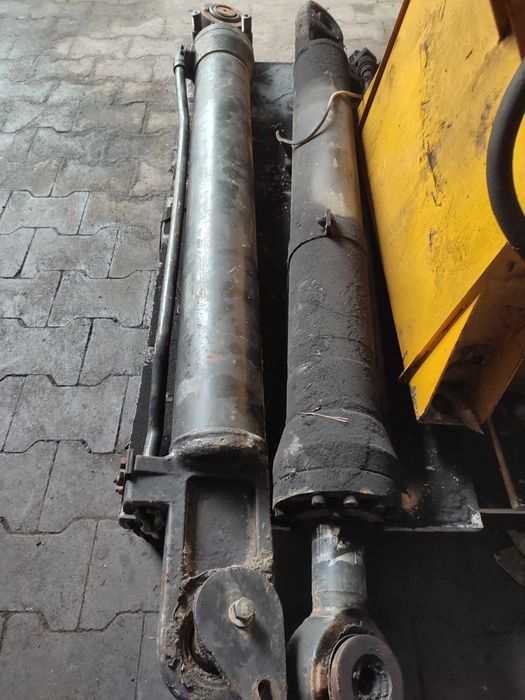 Siłownik hydrauliczny VOLVO EC, ładowarka L110,L120