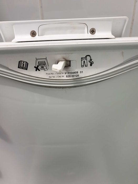 Стіральна машина ELECTROLUX