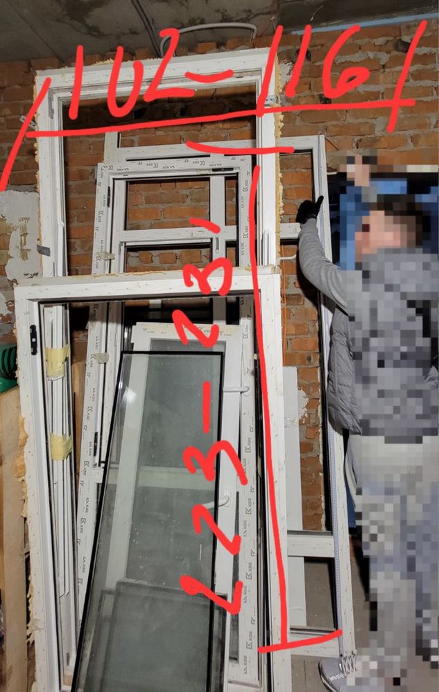 Металлопластиковые оконные и дверной блок, запчасти к ним из новостроя