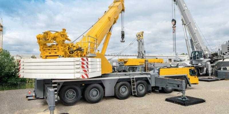 Послуги (оренда) автокрана Liebherr 300 тонн стріла 78 + 38 метрів