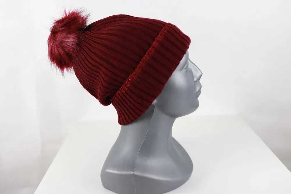 Czapka z Pomponem Damska Modna Stylowa WYGODNA Bordowa Beanie NOWA