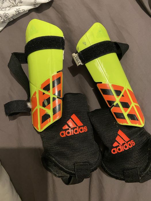 Ochraniacze piłkarskie rozmiar s dla dzieci Adidas
