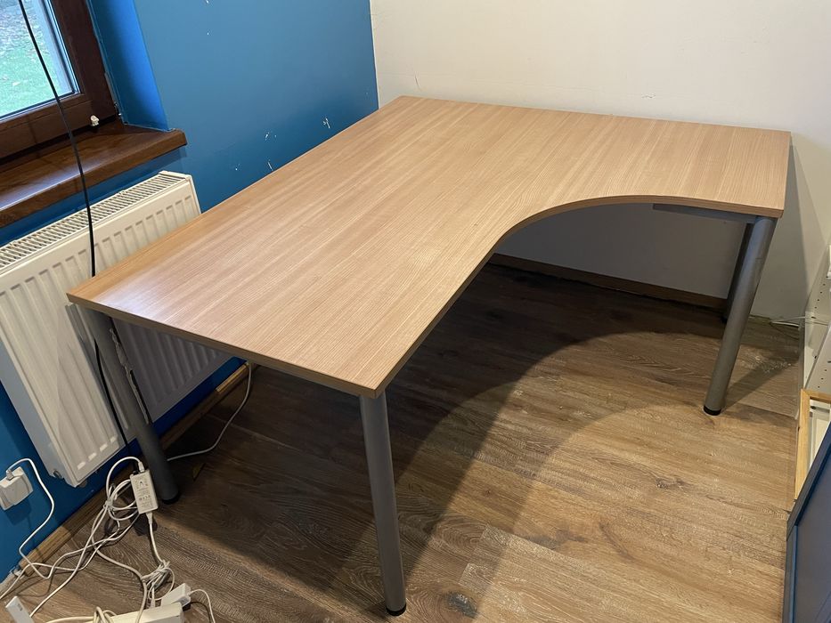 Biurko narożne 140x160x72
