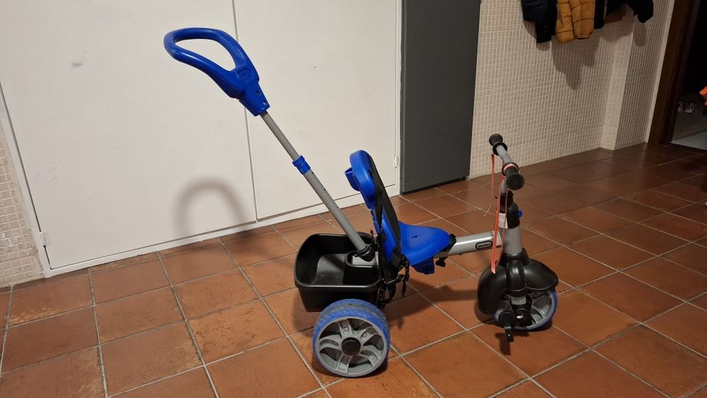 Triciclo Little Trikes 4 em 1