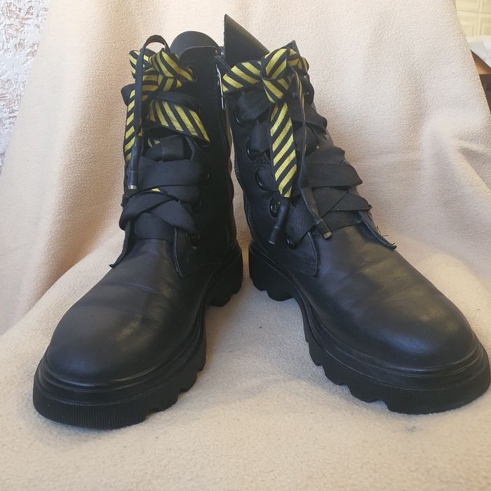 Зимние ботинки кожанные на натуральном меху