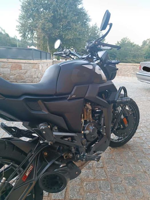 Zontes GK 125 – 2023 – 4.136 km – Como Nova!