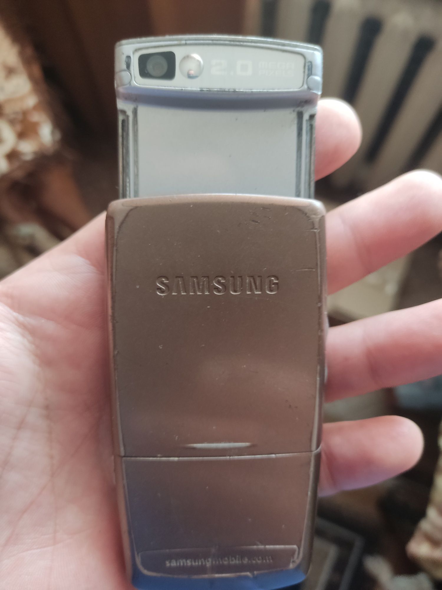 Телефон Samsung E840
