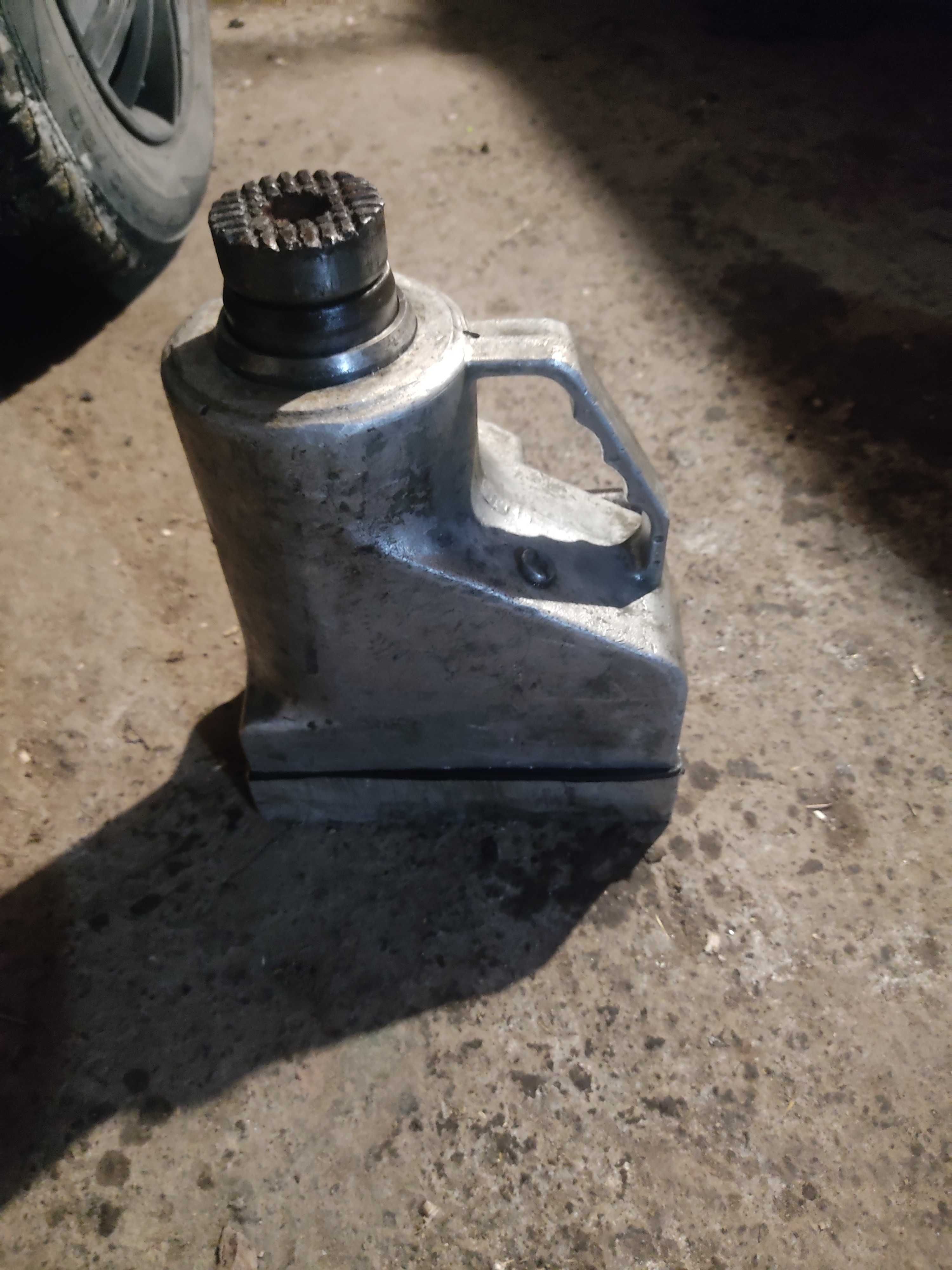 Podnośnik hydrauliczny skamet 10 t