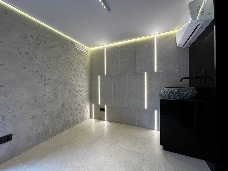 Продаж комерційного приміщення з дизайнерським ремонтом ЖК “Зарічний”!