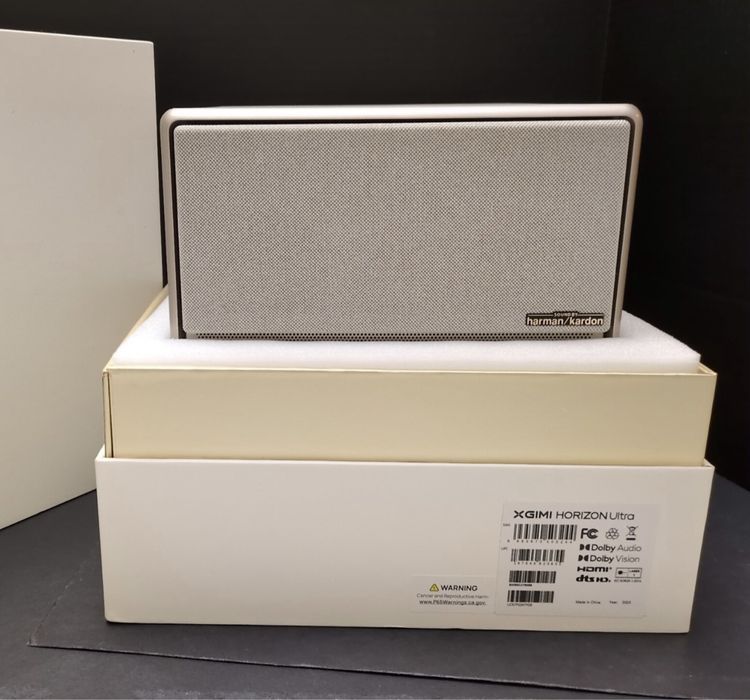 4К проектор XGIMI HORIZON ULTRA 4K projector Harman Kardon Dolby Visio
