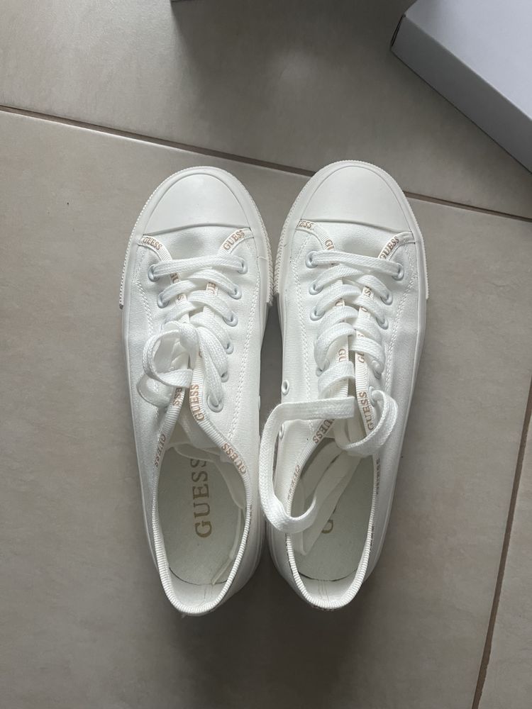 Trampki Guess rozm 39