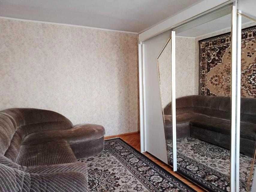 Подобово, погодинно, вул. Йорданська 24"Б"  м. Оболонь.