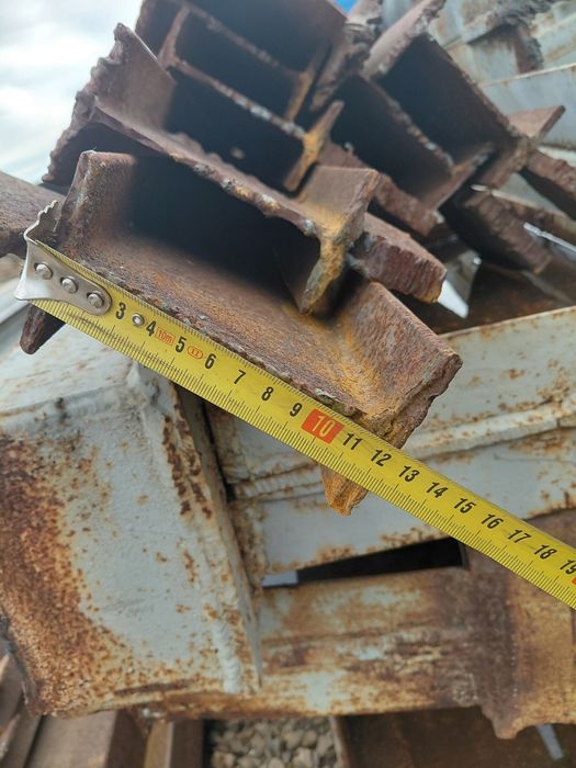 Двотвр металевий 12см