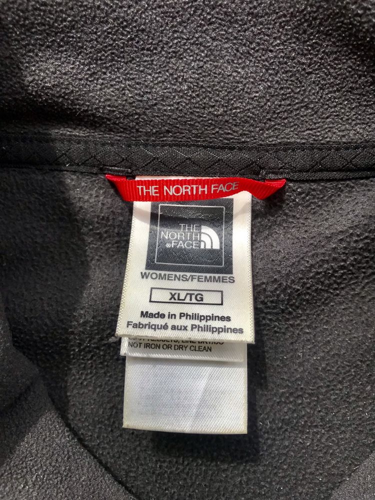 Продам флисовую кофту The North Face