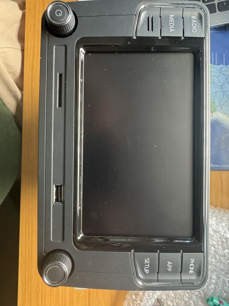 RCD360 PRO – NEW 6RD 035 187B – Android Auto / CarPlay