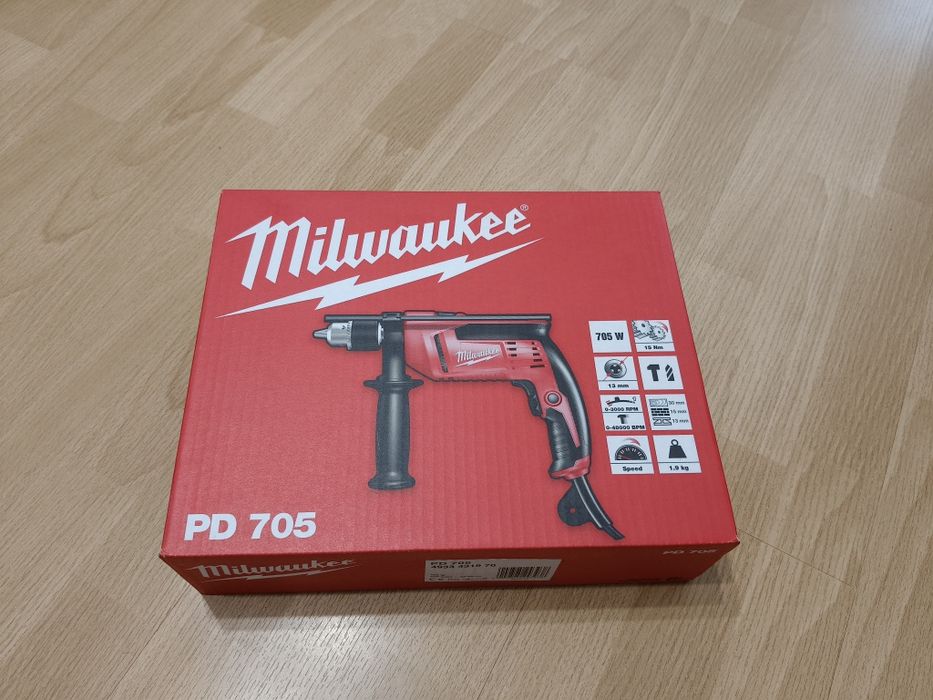 Milwaukee PD705 wiertarka udarowa nowa
