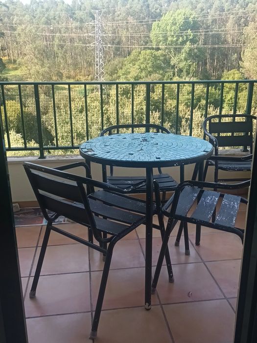 Mobilia de jardim em ferro