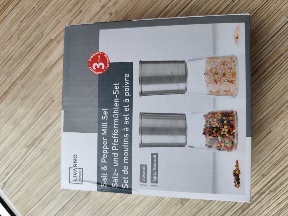 2 Мельницы (млин) для соли,перца, специй.