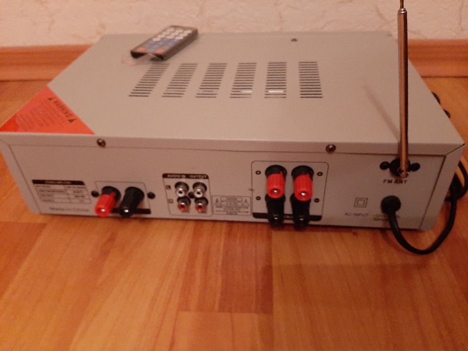 Интегральный усилитель Nippon AV - 998U Karaoke – двухканальный усилит
