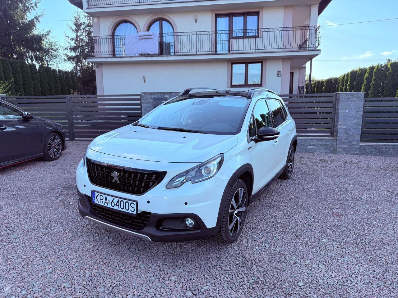 Peugeot 2008 1.2 Gt-line mały przebieg