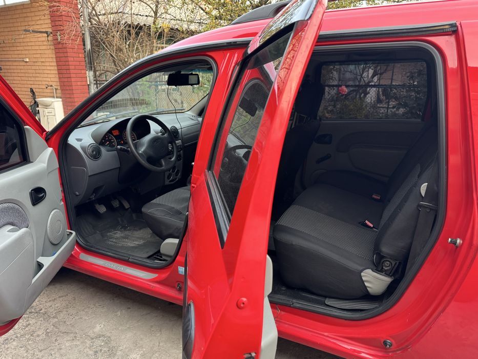 Продаю дачу логан 7 мест  дизель 1.5 к9к 2008 года