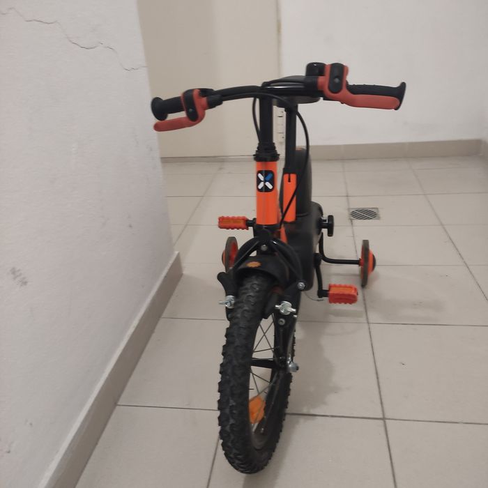 Bicicleta criança como anova