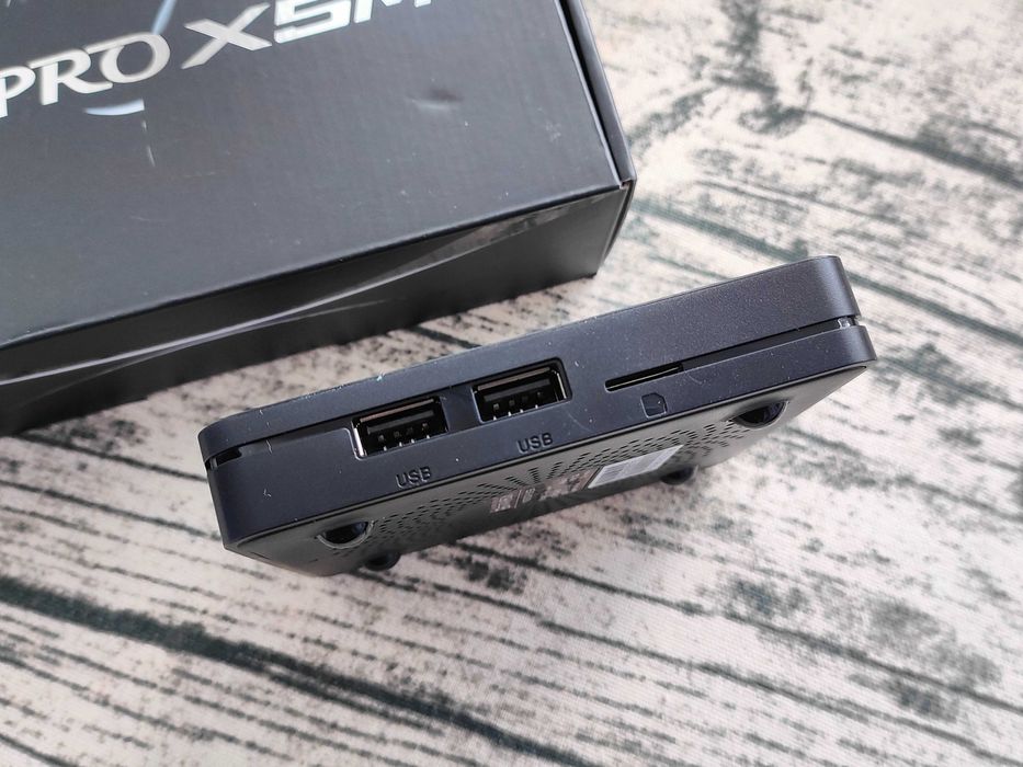 Смарт ТВ приставка X88 Pro X5M 4/32 Гб Android 14, smart tv box