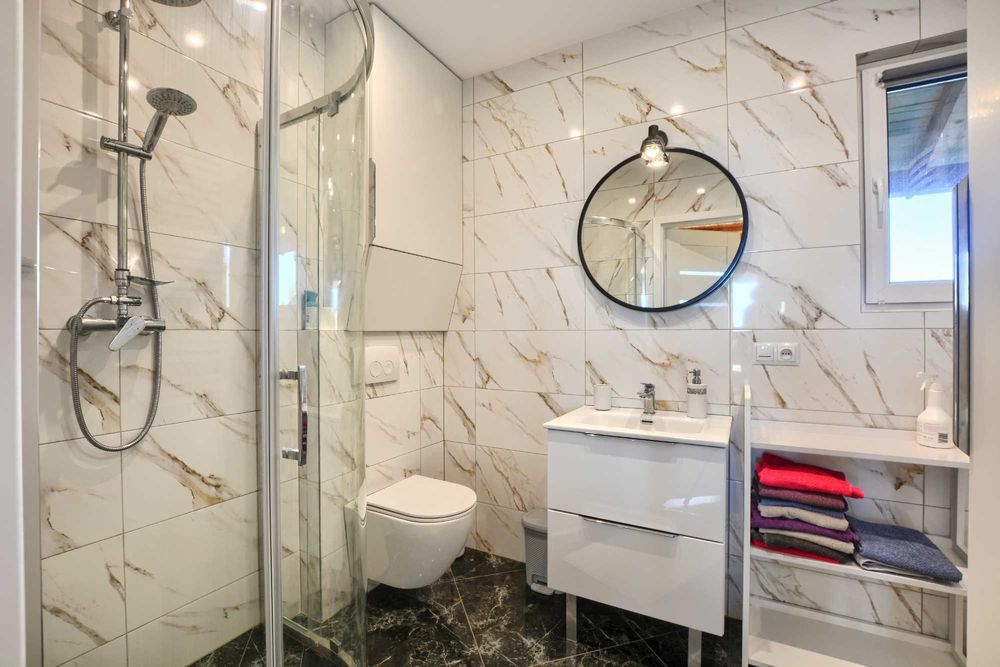 Całoroczny drewniany domek w Bieszczadach, 6 osobowy *NOCLEGI*