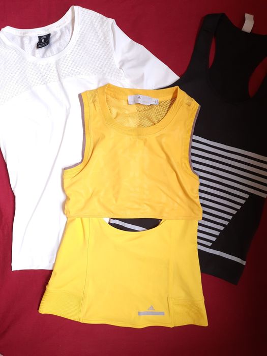 Спортивна футболка Adidas, Nike