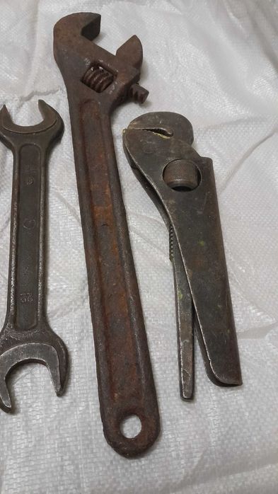 Ключи рожковые, гаечные, разводные времён СССР.