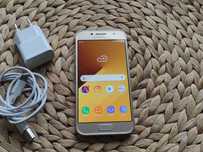 Samsung A3 2017 stan dobry, poręczny z NFC, LTE